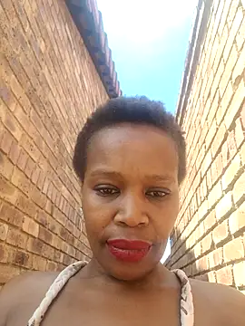 AfricanSquirtingQueen's cam snapshot