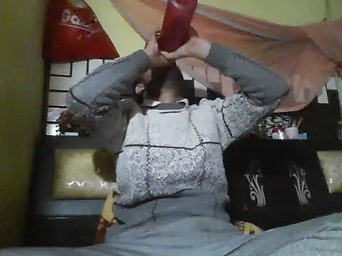 Stubborndesiboy live sex cam