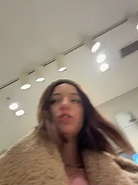 DollyTall live sex cam