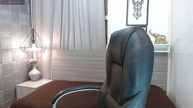 Iantwink18 live sex cam