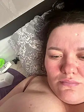 SunnyLeila2101's cam snapshot