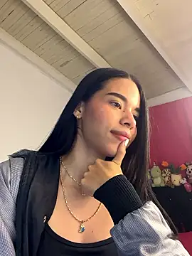 Milleradhara24 live sex cam