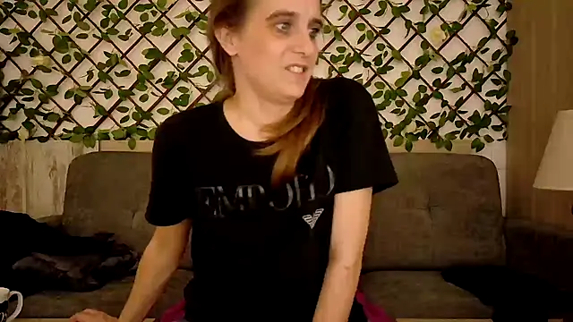 Chantalee's cam snapshot