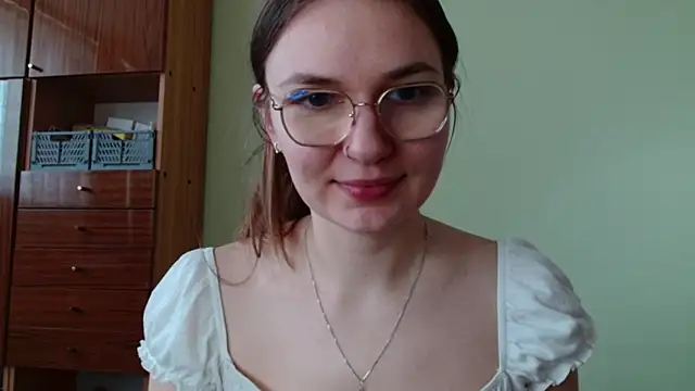 LooveELLYx live sex cam