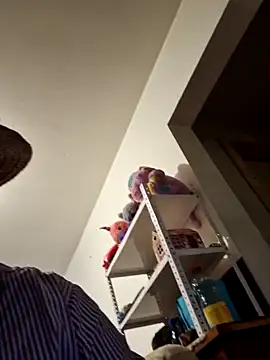 Samantha_Squirt@xh live sex cam