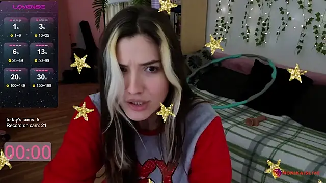 moniequwu's cam snapshot