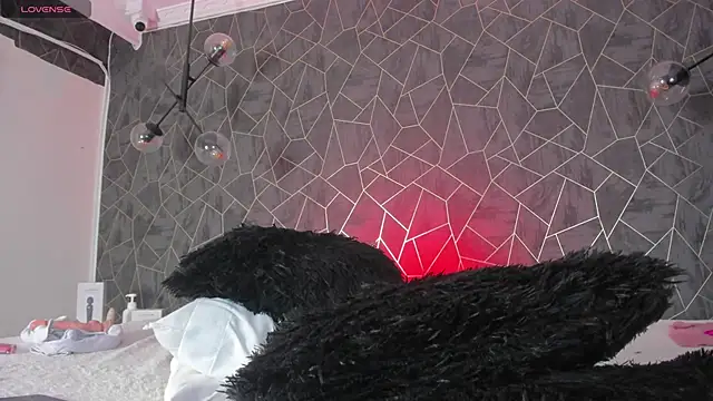 tiarha_18 live sex cam