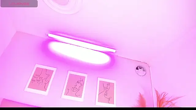 GEANNAROSE live sex cam