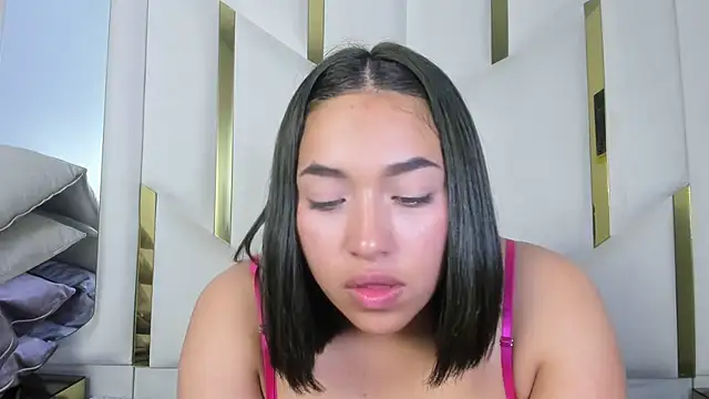 IsabellRodriguez18's cam snapshot