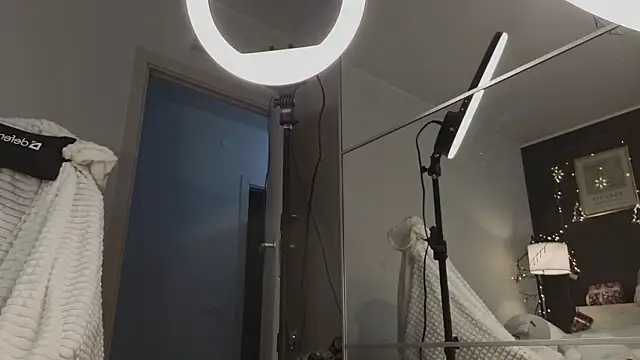 __Miray__ live sex cam