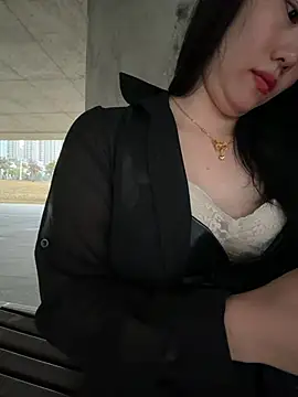 ella-ys live sex cam