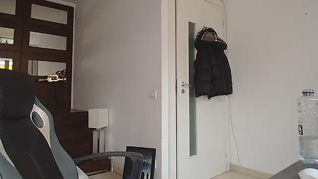 ElijahThorne's cam snapshot