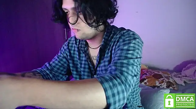 room_hot_x's cam snapshot