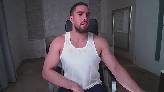 IvanHydee's cam snapshot