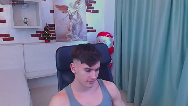 BradyFlint live sex cam