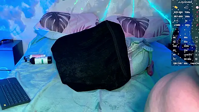 emmajohnss's cam snapshot