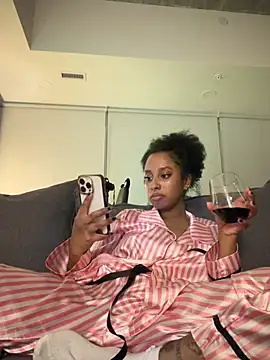 Your_Paris live sex cam