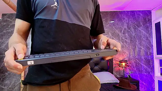 PatrickS25 live sex cam