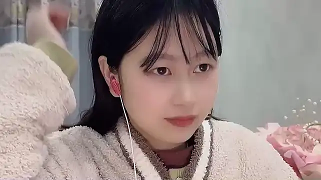 nuannuan35593 live sex cam