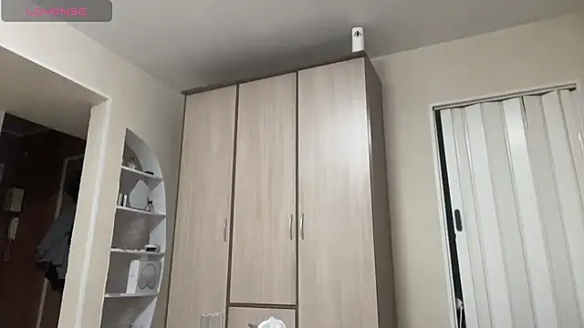 ShyBabySoul's cam snapshot