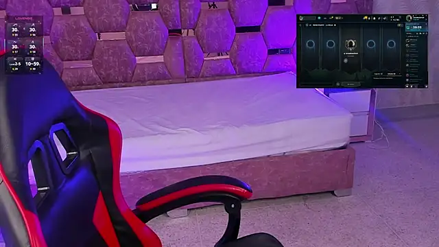 LilyPetite_'s cam snapshot