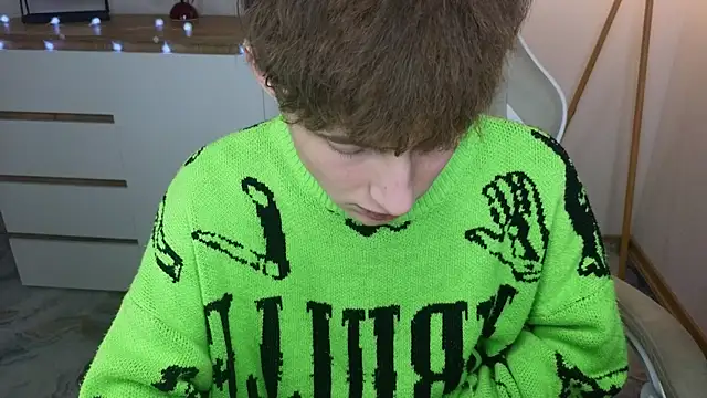 crisp1n live sex cam