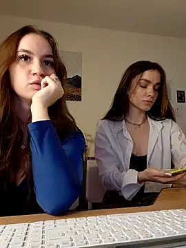 MayaGlow live sex cam