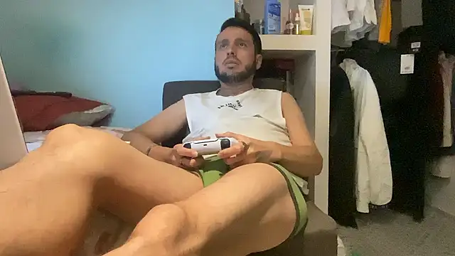 Alexitho25's cam snapshot