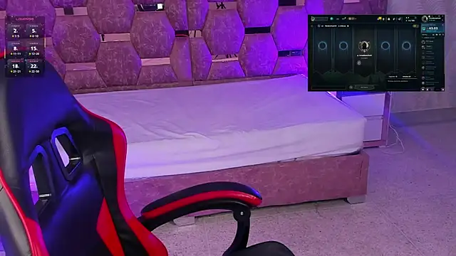 LilyPetite_'s cam snapshot