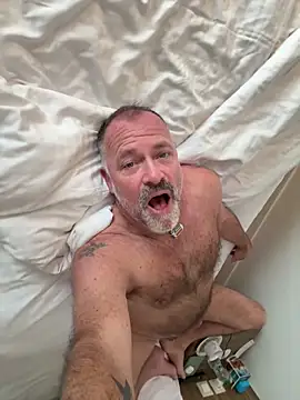 DaddybearVLC live sex cam