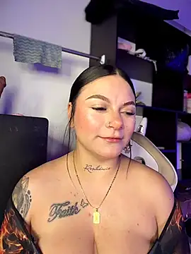 Megaan__More's cam snapshot