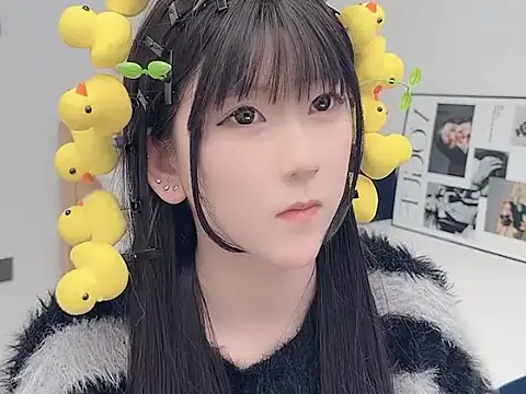 lnua-lnua's cam snapshot