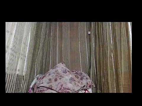 JanetPeters_ live sex cam