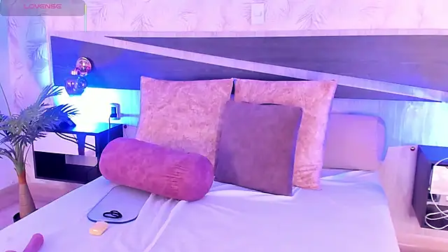 Adaa_Stone's cam snapshot