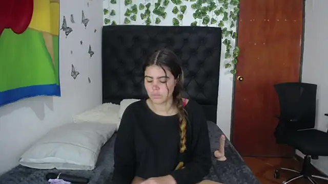 isabel_09's cam snapshot