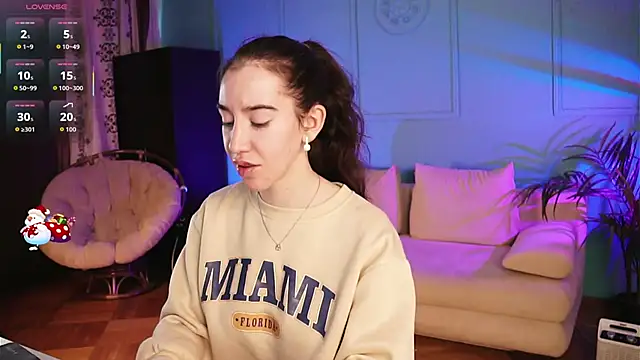 Belle_Via's cam snapshot