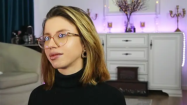 ivyleague_'s cam snapshot