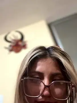 -Adrilux- live sex cam