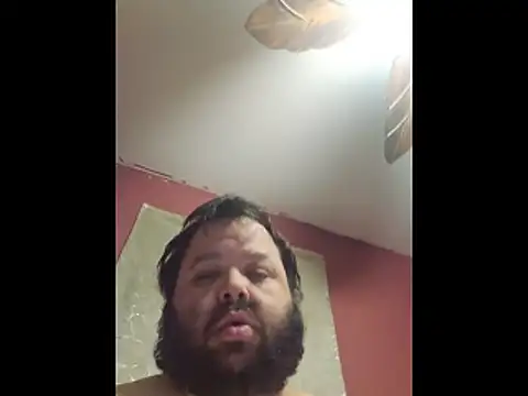 Strongbutgentle36's cam snapshot