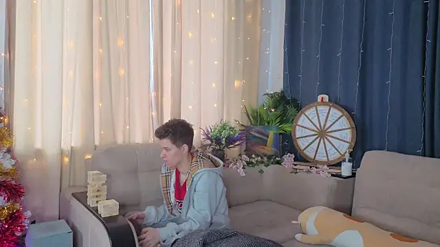 MarcyRoches live sex cam