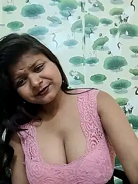 Attractive_Queen_'s cam snapshot