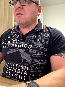 coupleLatinaLovers live sex cam