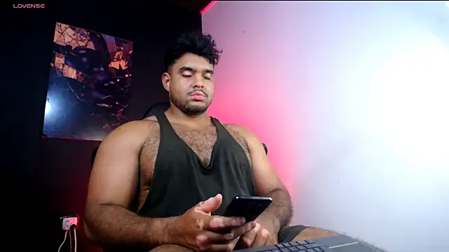 Big_furry_bear13 live sex cam