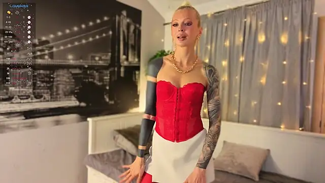 LanaReals's cam snapshot