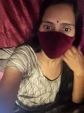 Maahi_20's cam snapshot