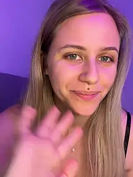 lunawolf21 live sex cam