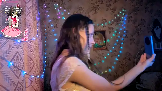 QutieDaSweet live sex cam