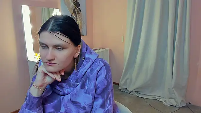 DaniaBimIer's cam snapshot