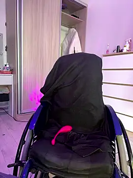 MiniSophiaa live sex cam