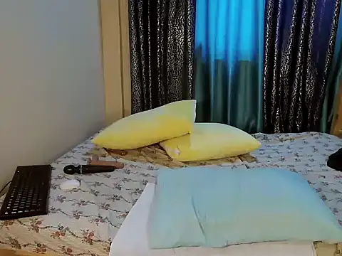 _lovespell_'s cam snapshot